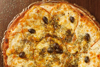 Pizza-quatro-queijos